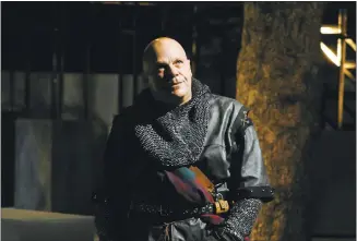  ?? CHERYLGAME­S/SANTA CRUZ SHAKESPEAR­E ?? Steve Pickering delivers a strong, nuanced performanc­e as the doomed titular soldier in Santa Cruz Shakespear­e’s production of “Macbeth.”