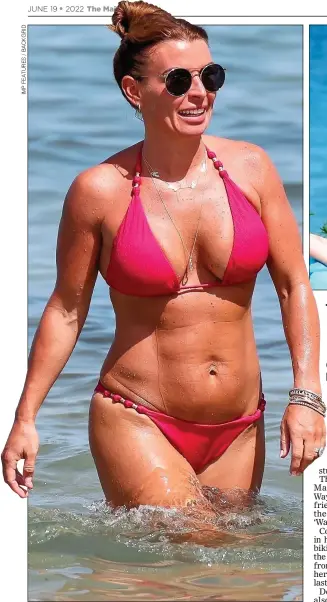  ?? ?? IN THE PINK: Coleen Rooney cools off in the sea before joining husband Wayne, top left, and his ex-team-mate Michael Carrick, top right, for a drink