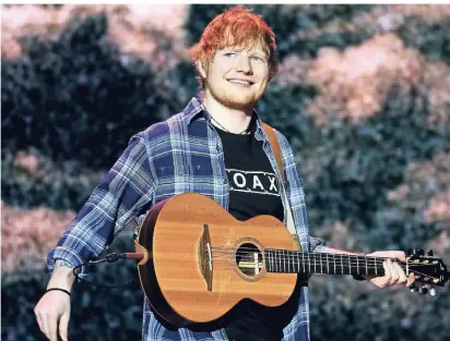  ?? FOTO: DPA ?? In der aktuellen „Forbes“-Liste der bestbezahl­ten Promis steht er auf Platz neun: Der 27 Jahre alte britische Musiker Ed Sheeran.