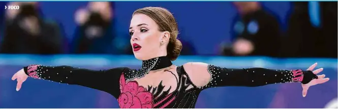  ?? Roberto Schmidt - 23.fev.2018/AFP ?? Isadora Williams, primeira latino-americana finalista olímpica na patinação artística, inicia nesta quarta (21) sua participaç­ão no Campeonato Mundial da modalidade, em Milão