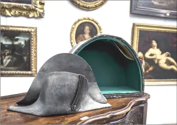  ??  ?? This picture shows the hat allegedly attributed to Emperor Napoleon I. — AFP photo