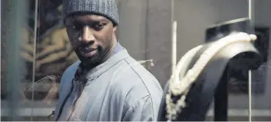  ?? EMMANUEL GUIMIER ?? El actor Omar Sy, en una escena de ‘Lupin’.