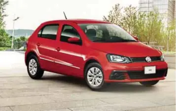  ?? |VOLKSWAGEN ?? La versión Trendline cuenta con radio compatible con USB, MP3, Bluetooth para telefonía y audio, Aux-in, ranura para tarjetas SD y 6 bocinas.