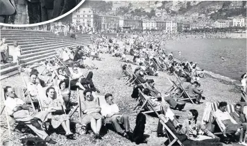  ??  ?? ■
A heatwave brings people and their deckchairs out in Llandudno in 1947