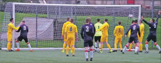  ?? Report and photos: Derek Black ?? Willie Gemmell’s equaliser goes straight into the net direct from a corner kick during the 2-2 draw at Battery Park two weeks ago.