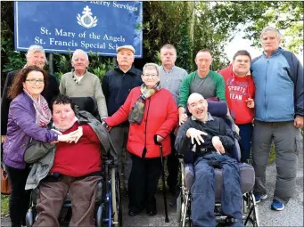  ?? Photo by Michelle Cooper Galvin ?? Debra, Danny and Dolly Lawlor Tralee, Philip and Jerry O’Brien Sneem, Thomas and Jeremiah Bambury Kenmare (back from left) Maria and Donal O’Sullivan Callinafer­cy, Pat Perryman Listowel and Jack Fitzpatric­k Cahersivee­n at the gates of St Mary of the...