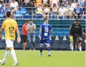  ?? RAFAEL PACHECO ?? Luis Ronaldo Araya en el juego de ayer ante Herediano. Según la dirigencia de Cartaginés, fue tentado por Saprissa.