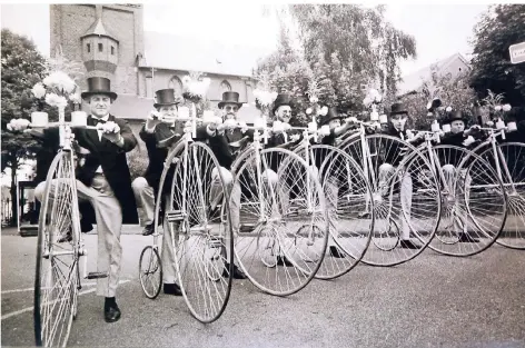  ?? REPRO: KAISER ?? In den 70er-Jahren wurden die Hochräder, die jetzt verkauft werden, noch rege genutzt.