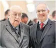  ?? FOTO: FELIX KÄSTLE/DPA ?? Carl Herzog von Württember­g (links) und sein Sohn Herzog Michael.