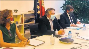  ??  ?? Irene Lozano (presidenta del CSD), Rodríguez Uribes y el director del CSD, Joaquín de Arístegui, ayer.