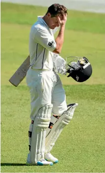  ?? PHOTO: GALLO IMAGES ?? BJ Watling takes a moment to digest the ramificati­ons of his dismissal during New Zealand’s second innings at Centurion.
