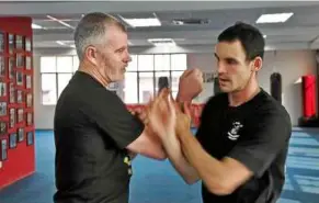  ??  ?? Peterson working with a French student who travelled to malaysia specifical­ly to train with him in Seremban.