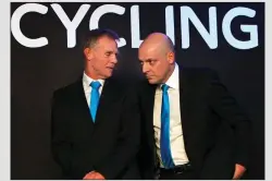  ??  ?? FIRING LINE: Shane Sutton and ex-Team Sky boss Dave Brailsford