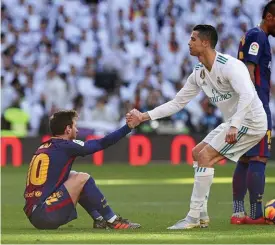 ?? Arkivbild: Sergie Perez ?? Lionel Messi och Cristiano Ronaldo är två av världens bästa spelare just nu. Och spelarna på högsta nivå blir äldre och äldre.
