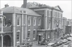  ?? Photos:Images of Maidstone ?? Linton Hospital in 1964. It was originally Maidstone Workhouse. Right: West Kent Hospital in Marsham Street was in service for more than 150 years before the new Maidstone Hospital opened in Barming in the 1980s