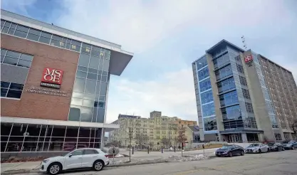  ?? PHOTOS BY EBONY COX/MILWAUKEE JOURNAL SENTINEL ?? Milwaukee School of Engineerin­g’s Dwight and Dian Diercks Computatio­nal Science Hall, left, University Terrace, middle, and The Hermann Viets Memorial Tower, a residence hall, right.