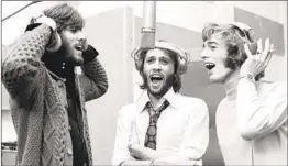  ?? MIRRORPIX/GETTY IMAGES ?? The Gibb brothers in 1970, working together for the first time in nearly two years.