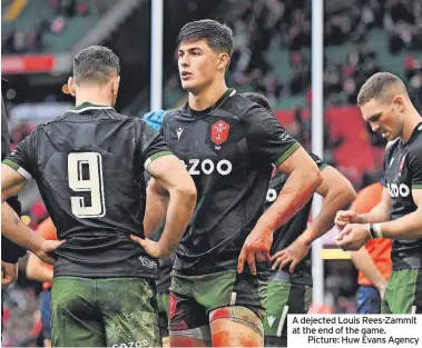  ?? ?? A dejected Louis Rees-Zammit at the end of the game.
Picture: Huw Evans Agency