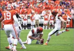  ?? DENNIS NETT - THE ASSOCIATED PRESS ?? This photo taken Sept. 29, 2018, shows Syracuse kicker Andre Szmyt (91) during a game against Clemson at Memorial Stadium in Clemson, S.C. Four years ago, Szmyt was playing soccer at his high school in the northern Chicago suburbs, not even on the radar of the school’s football coach.