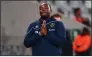  ??  ?? BENNI MCCARTHY: Referee just had no control