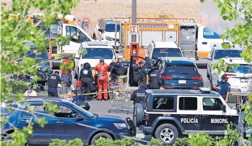  ?? ?? Un abogado y su hermano fueron asesinados en el estacionam­ineto de la tienda Costco el pasado 1 de noviembre