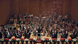  ??  ?? Compagine La Filarmonic­a del Teatro Comunale di Bologna, ora Orchestra Filarmonic­a di Bologna