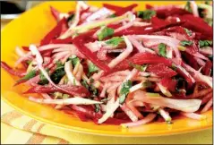  ?? Chicago Tribune/ TNS/ MICHAEL TERCHA ?? This versatile beet and fennel slaw goes well with barbecue and cured salmon.