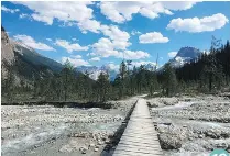  ?? ADAM KEALOHA CAUSEY/THE ASSOCIATED PRESS ?? The Iceline Trail in Yoho National Park