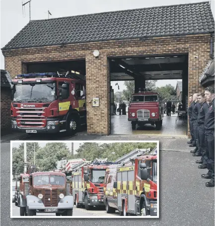  ??  ?? Colleagues stood in tribute as a convoy of fire engines and vintage vehicles left Peterborou­gh Volunteer Fire station