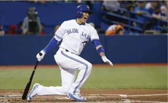  ?? CARLOS OSORIO/TORONTO STAR ?? It was a painful evening all around for Ryan Goins and the Jays as they were shutout 4-0 by the White Sox, who clinched the three-game series sweep at the Rogers Centre on Wednesday night.