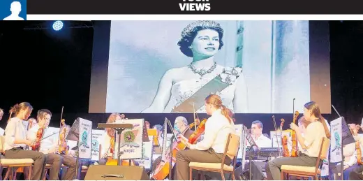  ?? Photo / Jack Penman ?? Paraparaum­u College’s It’s Showtime charity concert also paid respect to the late Queen Elizabeth II.