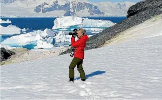  ?? SUPPLIED ?? Palmerston North photograph­er Sue Weterings in Antarctica.