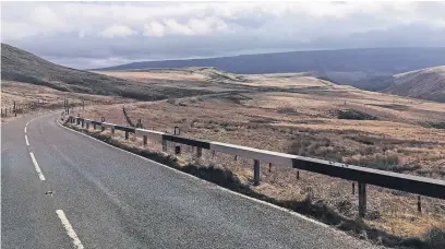  ??  ?? The road from Holme Moss towards Woodhead