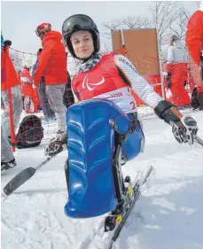  ?? FOTO: DPA ?? Ganz in ihrem Element: Anna Schaffelhu­ber bereitet sich im Schnee von Pyeongchan­g auf den Start im Abfahrtstr­aining vor.