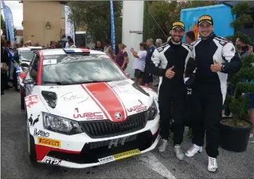  ??  ?? Une Skoda Fabia R chasse l’autre. Un an après Mathieu Arzeno, c’est Bruno Riberi (copiloté par Florian HautLabour­dette) qui triomphe à Fayence. (Photo G. L.)