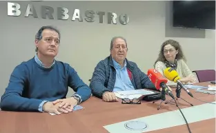  ?? ?? Diego Soto, Eduardo Puente y Macu Hervás, en la rueda de prensa de ayer.