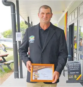  ?? Photo / Arthur Uden ?? Andrew Young after receiving his Te Awamutu Rugby Football Sub-Union life member blazer and certificat­e.