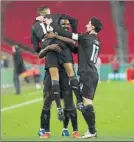  ?? FOTO: EFE ?? El Gladbach celebrando su pase