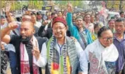  ?? PTI ?? NPP candidate James Sangma displays victory sign after winning in Dadenggre constituen­cy in the Meghalaya polls on Saturday.