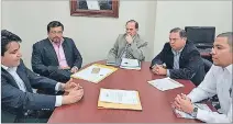  ?? CORTESÍA ?? Análisis. Las reuniones se realizan en el decanato de Jurisprude­ncia.