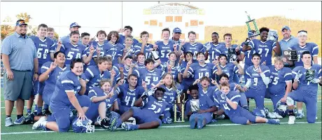  ??  ?? The Ringgold Middle School Tigers capped a dominant 2017 season with a 52-22 victory over Heritage in the NGAC championsh­i[p game this past Thursday afternoon. (Photo by Courtney Couey/Ringgold Tiger Shots)