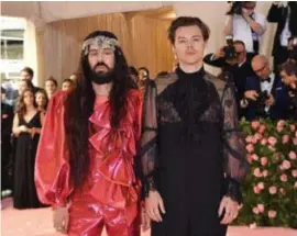  ?? © ?? Alessandro Michele (l.) en Harry Styles zijn beste maatjes. afp