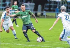  ?? FOTO: CHRISTIAN FLEMMING ?? Antonio Paturzo erzielt beim 4:0 gegen den VfB Friedrichs­hafen II zwei Tore.