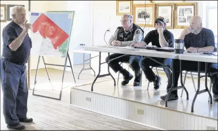  ?? SUBMITTED ?? Northport resident Stuart Blair speaks during a public meeting at the Northport Community Centre. Residents along the Northumber­land Strait in Cumberland County are frustrated with the continued closure of large stretches of shoreline to clamming.