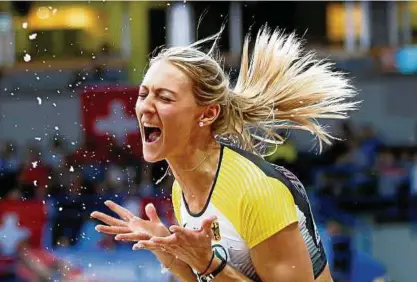  ?? Foto: Marko Drobnjakov­ic, dpa ?? Kristin Gierisch schreit ihre Freude über den EM-Sieg hinaus.