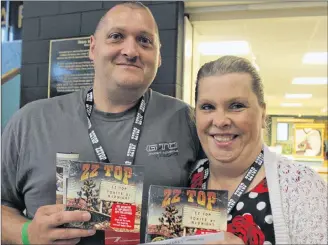  ?? COLIN MACLEAN/JOURNAL PIONEER ?? James and Stephanie Anderson were first in line to get into the VIP section of ZZ Top’s Summerside show, Tuesday night.