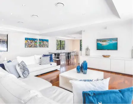  ??  ?? A five-bedroom house at 41 Teemangum St, Currumbin is set to go to auction on August 22.