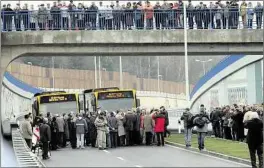  ??  ?? 2005 gab es das letzte Mal Grund zum Feiern, als der Südring zwischen Bernsdorfe­r- und Augustusbu­rger Straße eröffnet wurde.