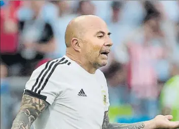  ?? FOTO: EFE ?? Jorge Sampaoli, durante el partido de ayer en el que Argentina fue apeada de este Mundial de Rusia 2018