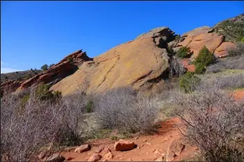  ?? / Courtesy photo ?? The Geologic Overlook Trail winds up and over a ridge near the Red Rocks Amphitheat­er.